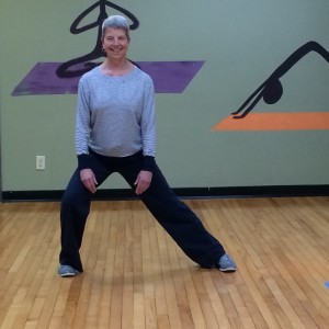 peggy lateral lunge